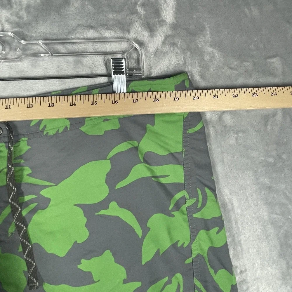 Patagonia Mens 38 Board Shorts Green Grey Abstract Camo Swim Trunks Surf